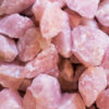 imagem preenchido por vários cristais de quartzo rosa
