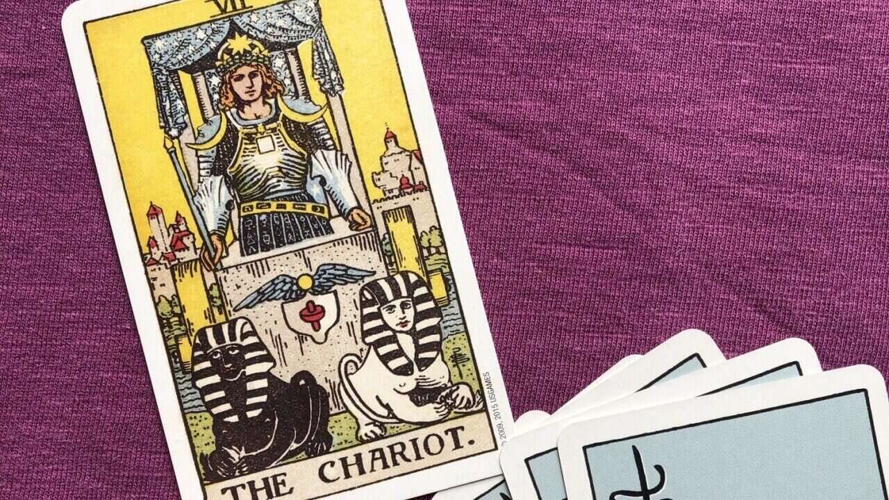 imagem da carta o carro tarot