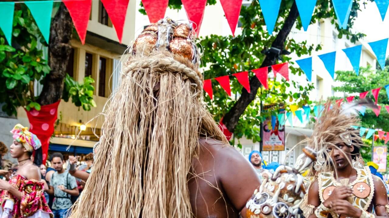 representação do orixá omolu e obaluaiê